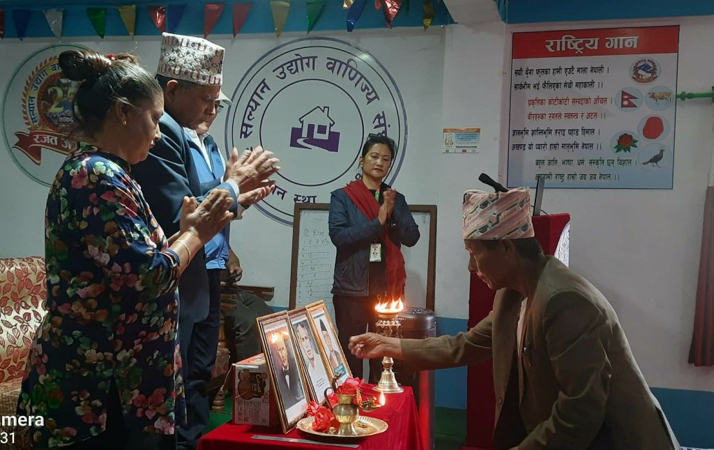 विस्तारित मञ्च(२०८२।१२।२१)